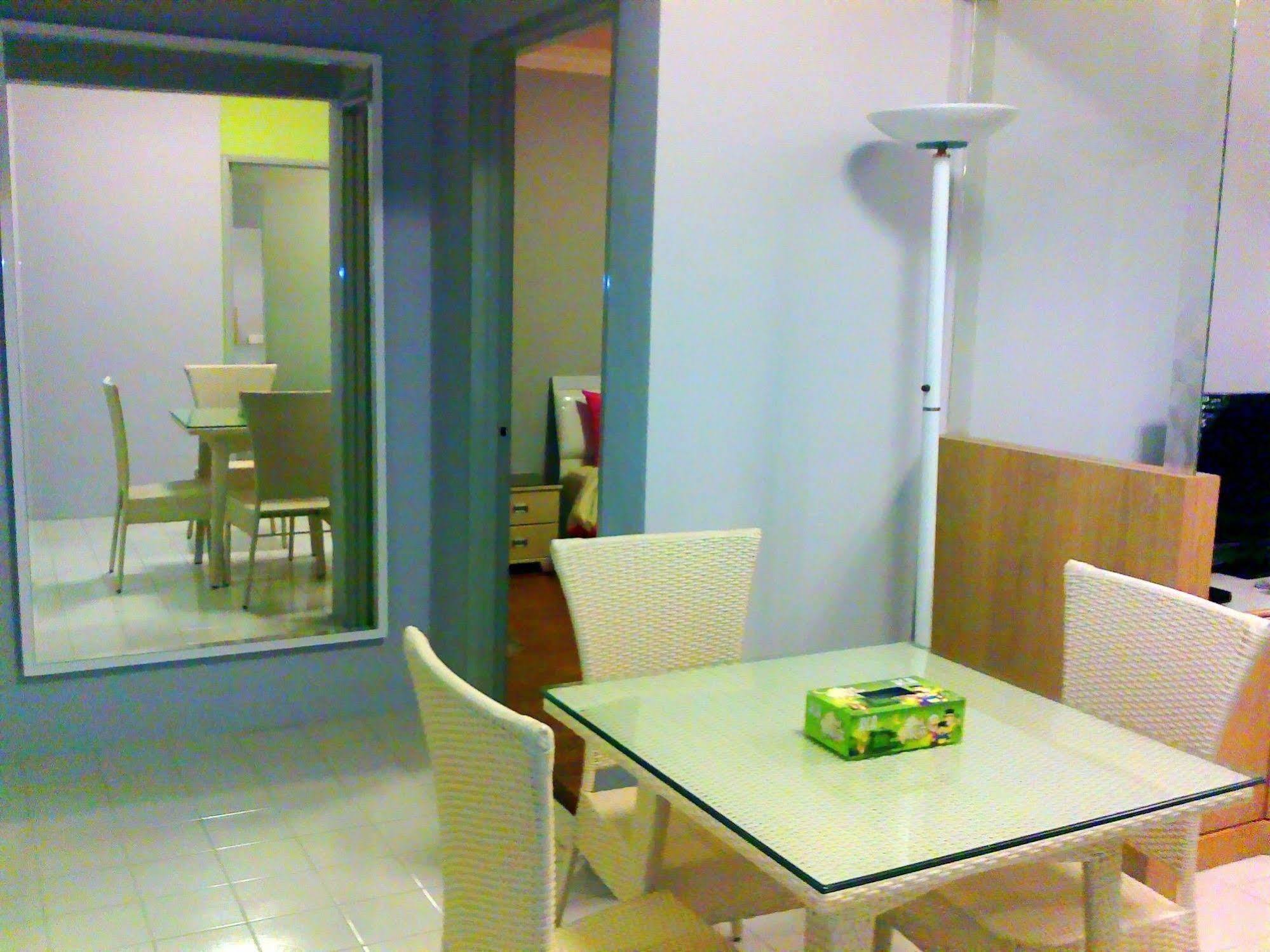 Malacca Hotel Apartment Екстериор снимка