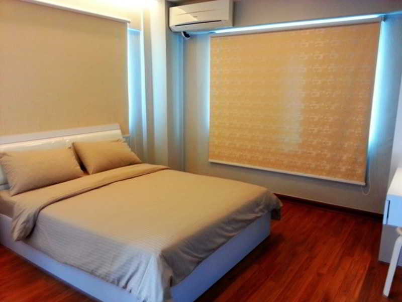 Malacca Hotel Apartment Екстериор снимка